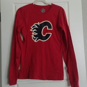 Calgary Flames NHL shirt